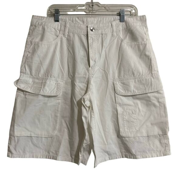 H&M Divided Cargo Shorts Womens US 10 White Utility Casual Pockets Relaxed - Picture 1 of 5